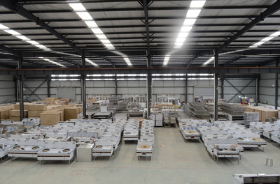 成都商用廚具廠家告訴你商用廚房設(shè)備行業(yè)如何發(fā)展
